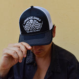 GORRA TRUCKER BICOLOR N/B LIVE FAST DIE HART