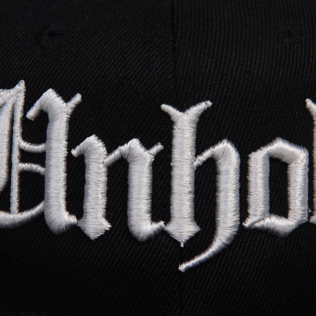 Gorra Plana Unholy